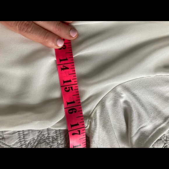 Very unique Dex top. - Picture 8 of 10